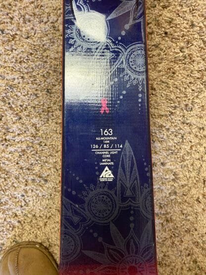 K2 OooLaLuv 163 women's skis